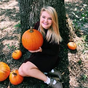 Meet your Posher, Aly